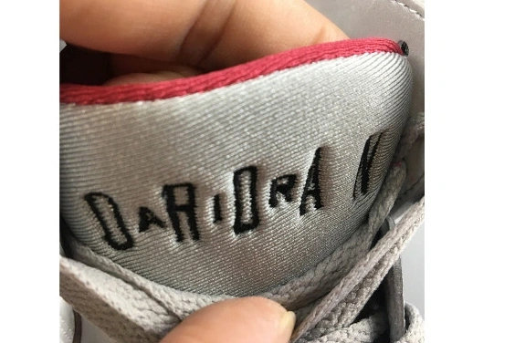 BV6281-006 7 “REFLECTIVE AIR CARDINAL” JORDAN BV6281-006 0225